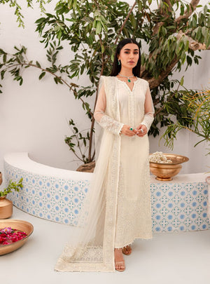 Dreamy Ivory
